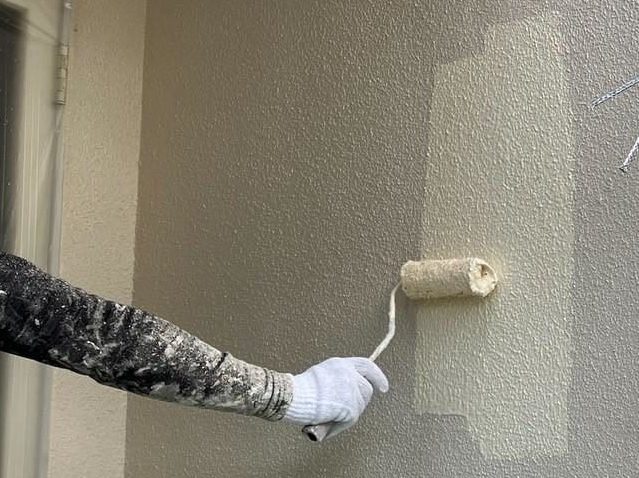 小野市で外壁上塗り